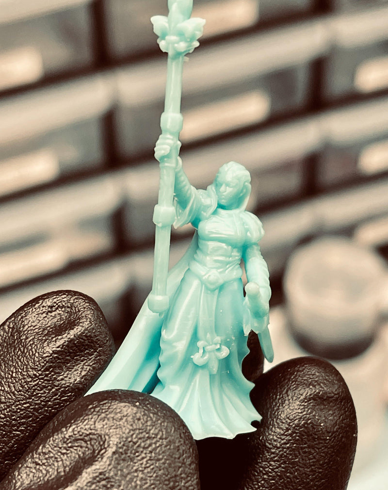 Damsel of the Lady by Highlands Miniatures - Mecha.Net Studios